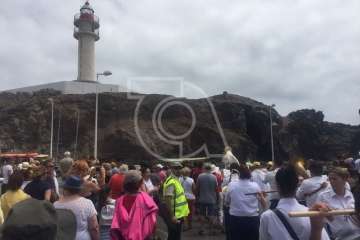 Procesión terrestre-marítimo de la Virgen del Carmen por la bahía de Melenara (Foto TA)